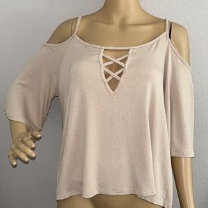 Woman’s summer top